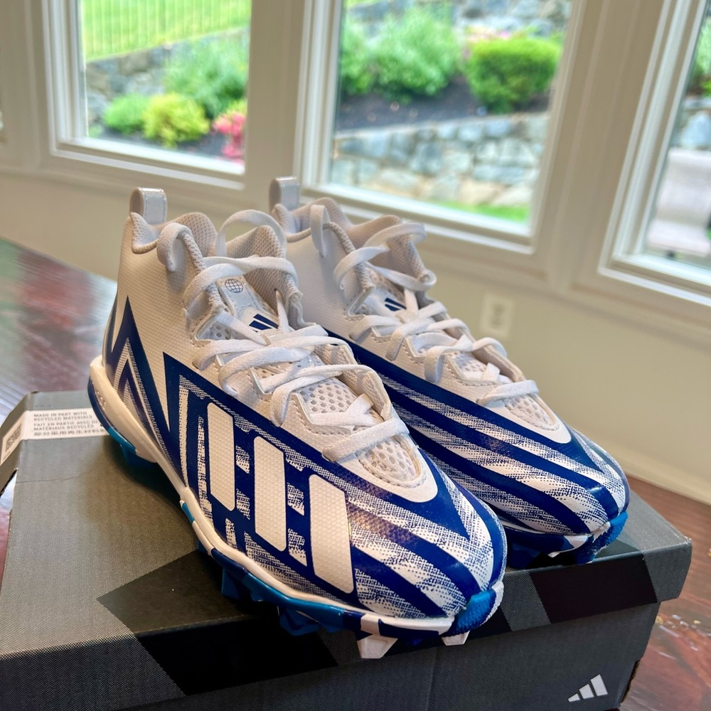 NIB Adidas Youth Football Cleats